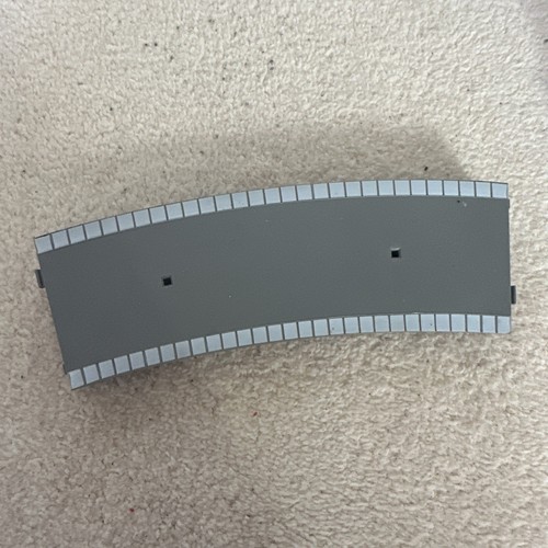HORNBY R 462 PLATFORM CURVED LARGE RADIUS. Read description