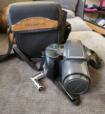 Olympus IS-10 Film Camera 28-110 mm 4x zoom W/Strap Case New Batteries Tested