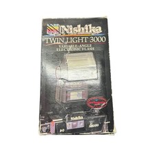 Nishika Twin Light 3010 Variable Angle Electronic Flash NEW IN BOX Vintage 1991.