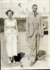 1935 Press Photo Mr. & Mrs. John Jacob Astor spend the summer at Newport, R.I.