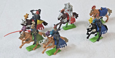 1971 Britains deetail Mounted Knights Cavalry Lot 6   54 mm Metal Bases UK
