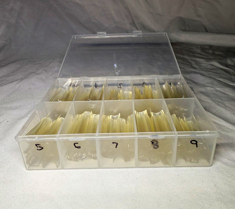 Clear Full Cover Long Stiletto Plastic Nail Tips w/ Box for Nail Art
