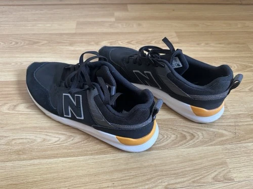 Mens NEW BALANCE 009 Trainers Sneakers Navy Blue UK 10