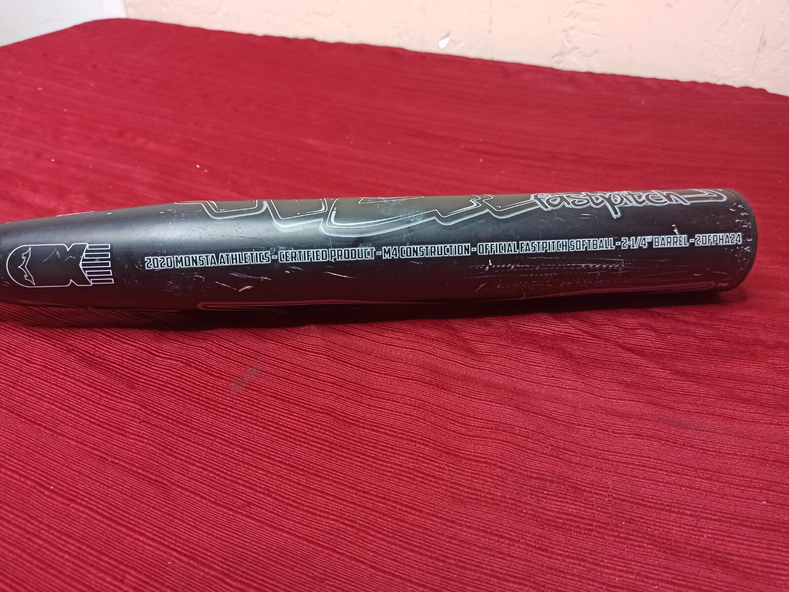 Monsta Athletics, Hype Fastpitch Softball Bat 28" / 18oz 21/4 Dia