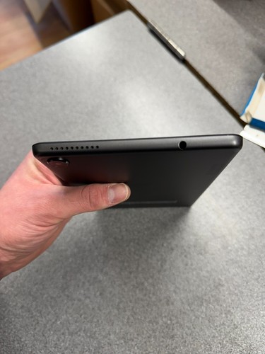 Lenovo Tab M8 TB-8505F Wi-Fi 16GB Grey Android Tablet Grade C - Picture 3 of 7