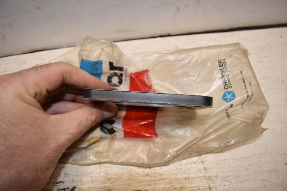 NOS MOPAR 3870535 - Junta de brida de carburador - B25-24 Foto 3 de 3