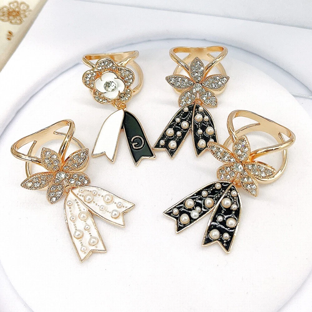 Exquisite Pearl Scarf Buckle Korean Style Brooch Suit Accessories