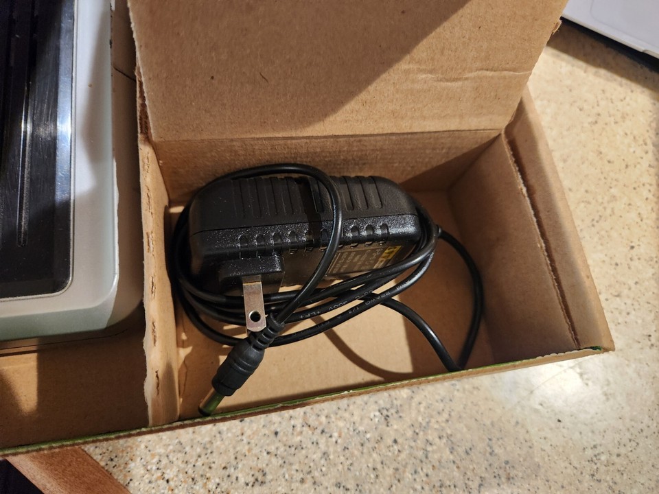 Actiontec CenturyLink C1000A Wireless Router Modem With Charger | eBay