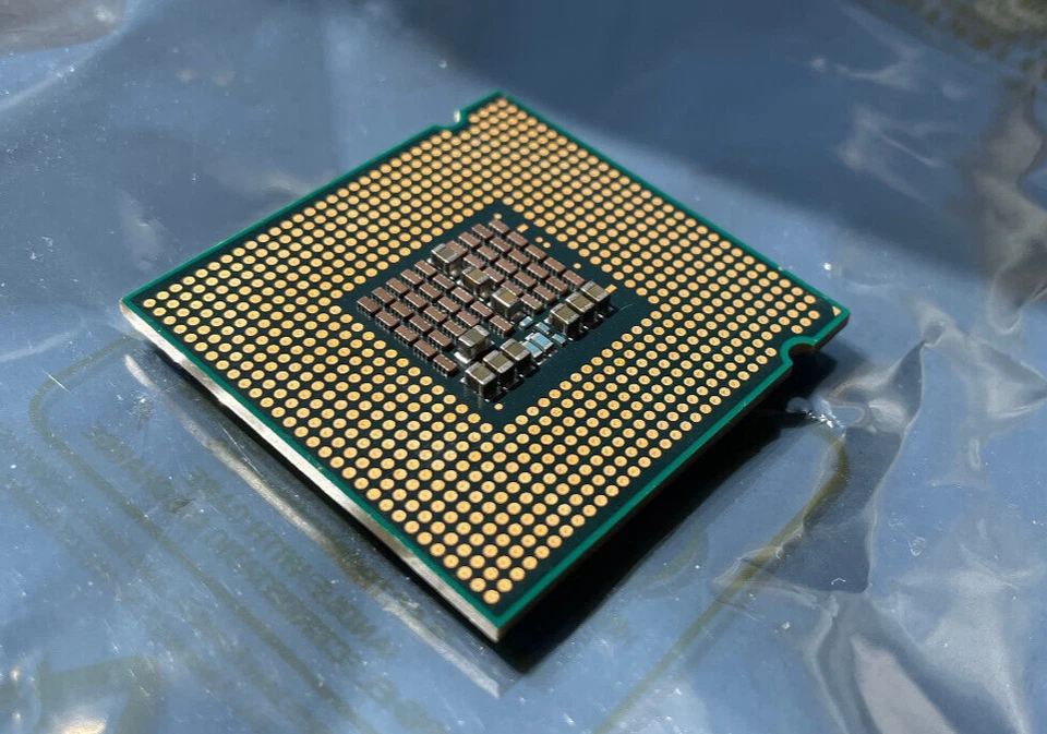 Intel Core 2 Extreme QX6850 3.00GHz 8MB 1333Mhz FSB CPU SLAFN G0 LGA775 - Image 2 of 2