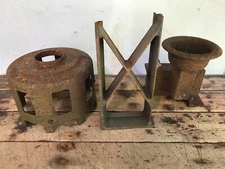 Lot 3 Rusty Cast Iron Steel Parts Plant Stand Pedestal Garden Art Steampunk