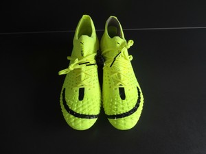 puma smiley face cleats
