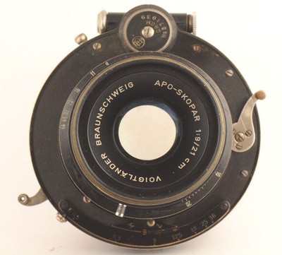 Large Format VOIGTLANDER Apo-Skopar 1:9 / 21cm Lens in Compound III Shutter