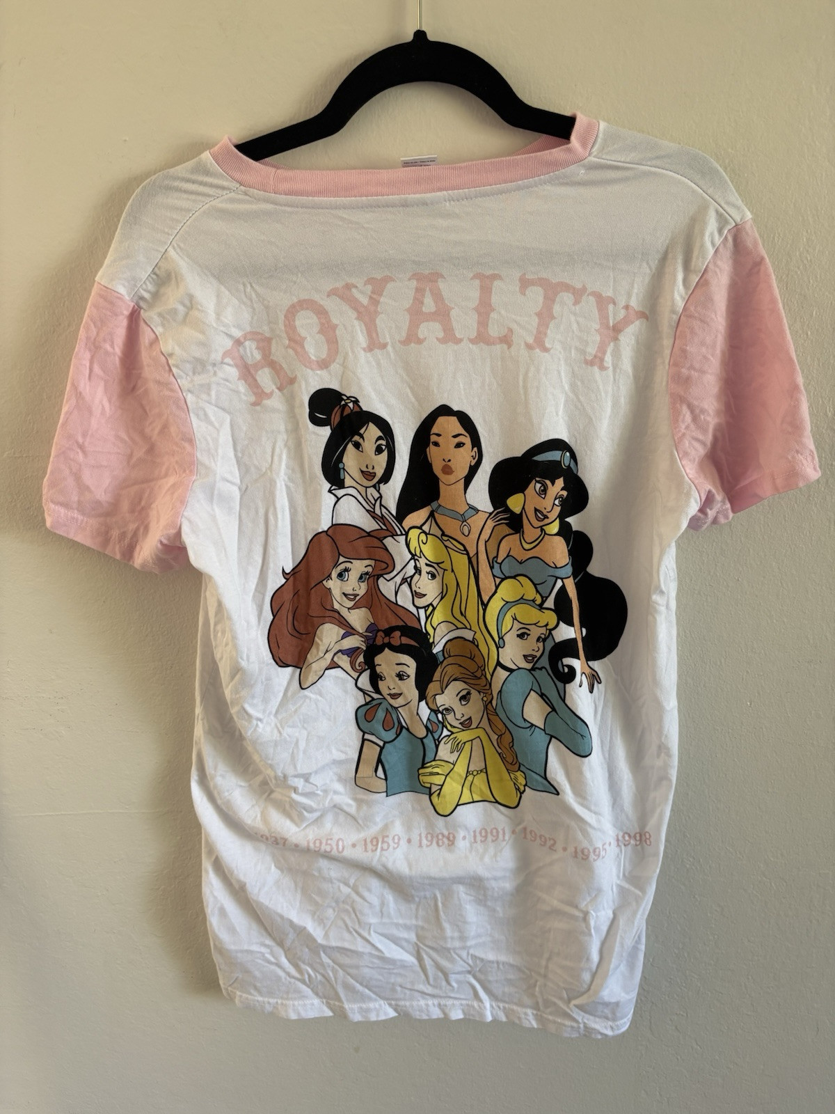 Disney x Cakeworthy Womens T Shirt Medium Princess Snow White Cinderella Bell