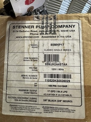 Stenner Classic Single Series Peristaltic Metering Pump 85MHP17 17 GPD 100 PSI