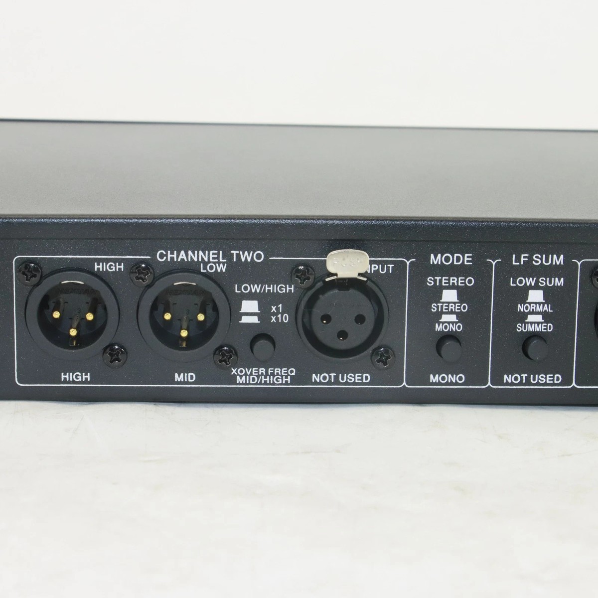 dbx 223XL Stereo 2-way Mono 3-way Crossover 1u96 for sale online
