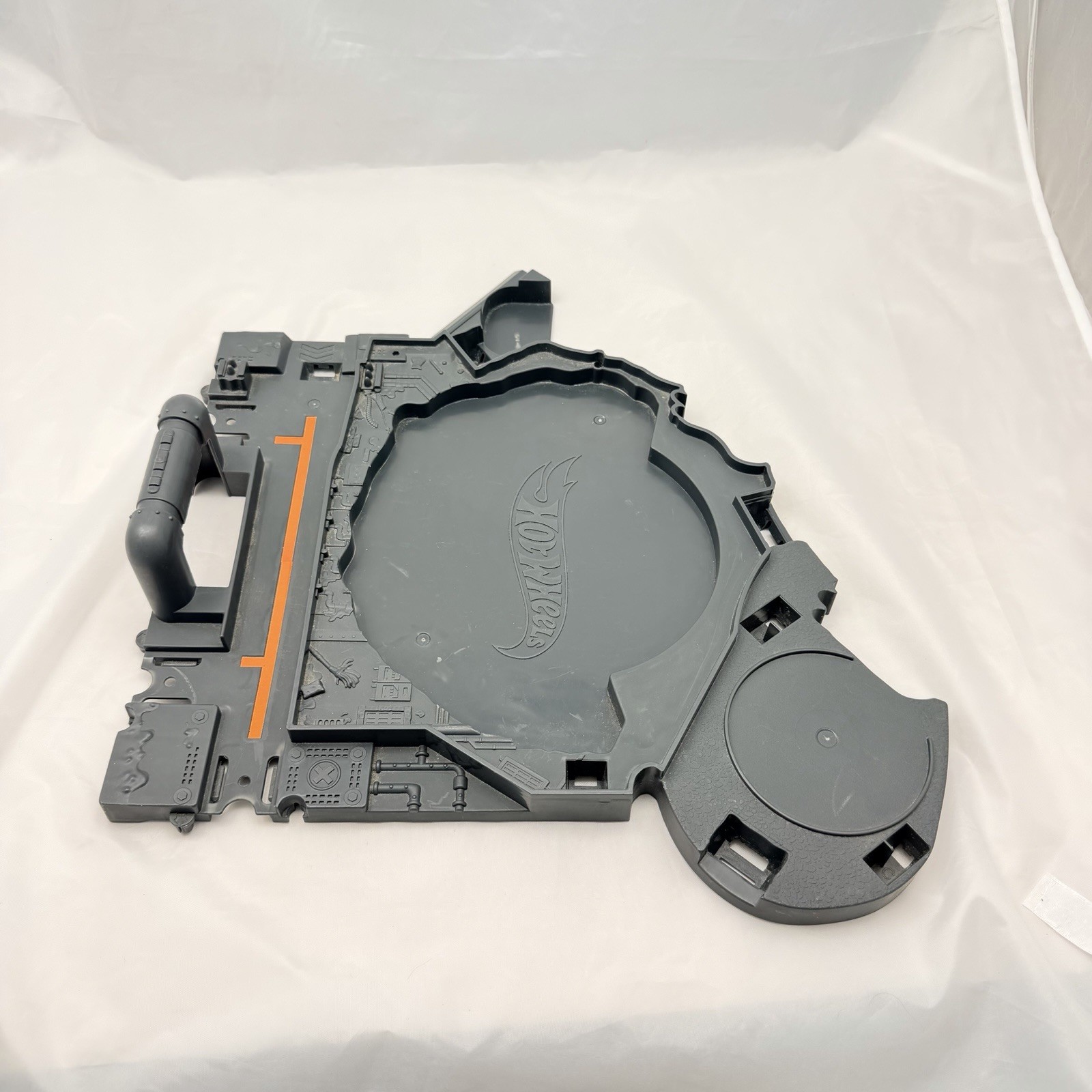 Hot Wheels Ultimate Gator Car Wash Replacement Black BASE FTB67 2018 image 2