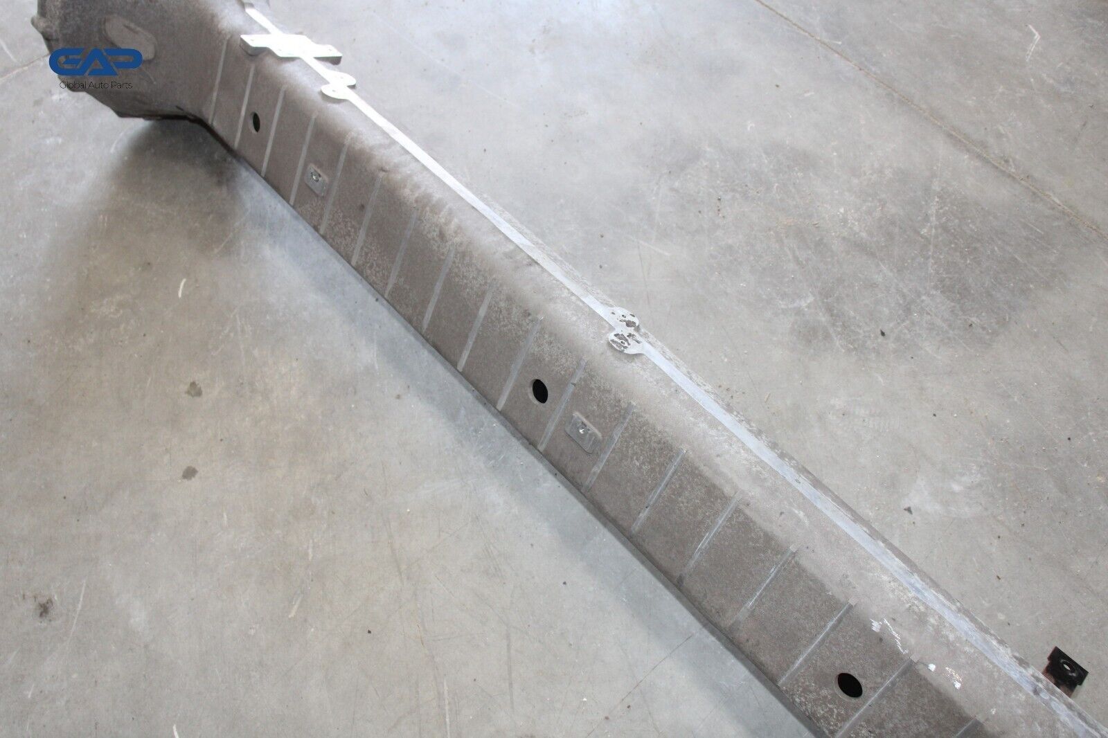 2010 - 2013 ASTON MARTIN RAPIDE RWD REAR DRIVE SHAFT TORQUE PROPELLER TUBE OEM