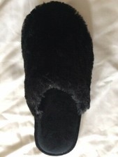 Women's NIB Totes Toasties Memory Foam Black Slip-0n Slippers