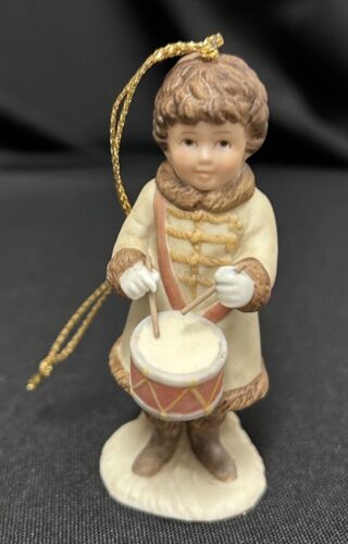 Schmid Coleccionable Bisque Pequeño Baterista Niño Ornamento De Colección - Imagen 2 de 6