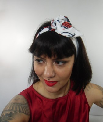 Foulard à cheveux facile à attacher à pois bordeaux