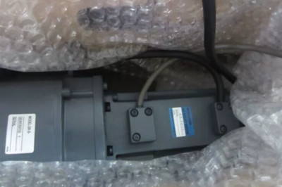 NEW Mitsubishi HA-FH33BG Servo Motor