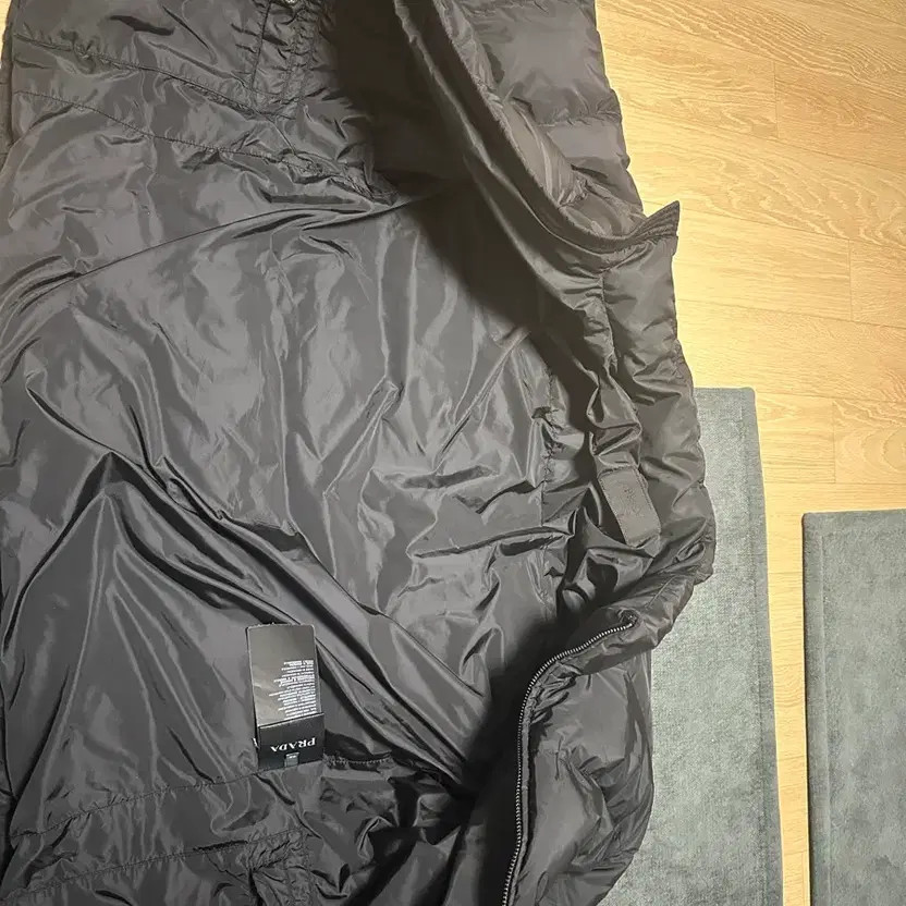 Prada Triangle Logo Down Jacket Black Size 48 Slightly Used thumbnail 9