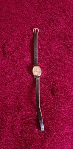 Vintage Timex Ladies Mechanical Wind-Up Watch - Gold Tone Oval - Working