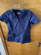 NWOT BLUE WONDER WINK WOMENS V-NECK SCRUB TOP SIZE XS MEDICAL DENTAL VETERINARY