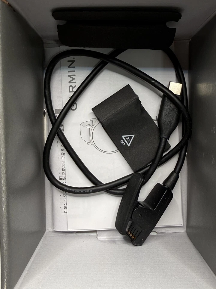 Garmin Lily 2 Small Stylish Smartwatch Fitness Cream Gold GPS Watch Boxed - Image 3 of 4