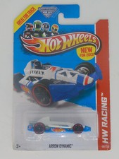 2013 HOT WHEELS - ARROW DYNAMIC - 1/64
