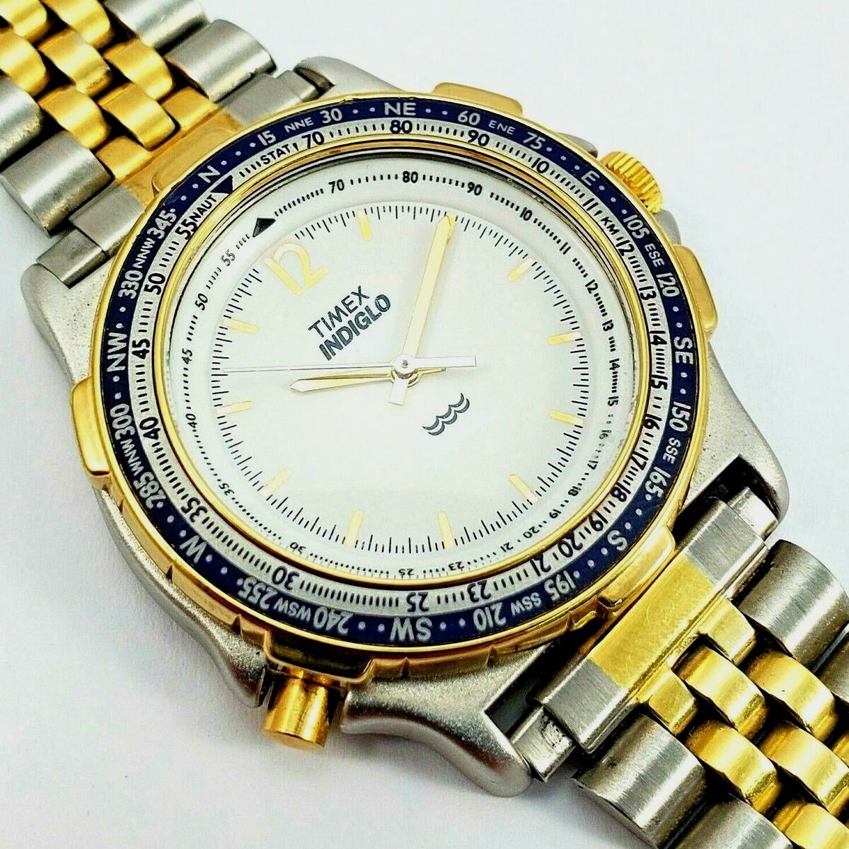 Vintage 1970/80s Timex Indiglo Compass Bezel White Dial Vintage 1970/80s Timex Indiglo Compass Bezel White Dial