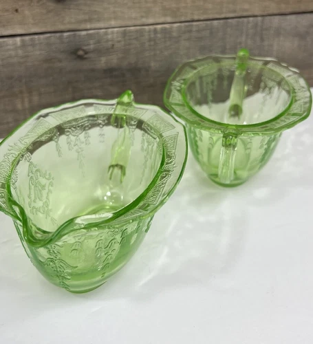 Vintage Anchor Hocking Uranium Glass Sugar Bowl 1930's Uranium Glass Glows 💚