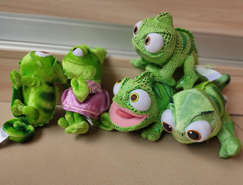 Peluche pascal sales disney