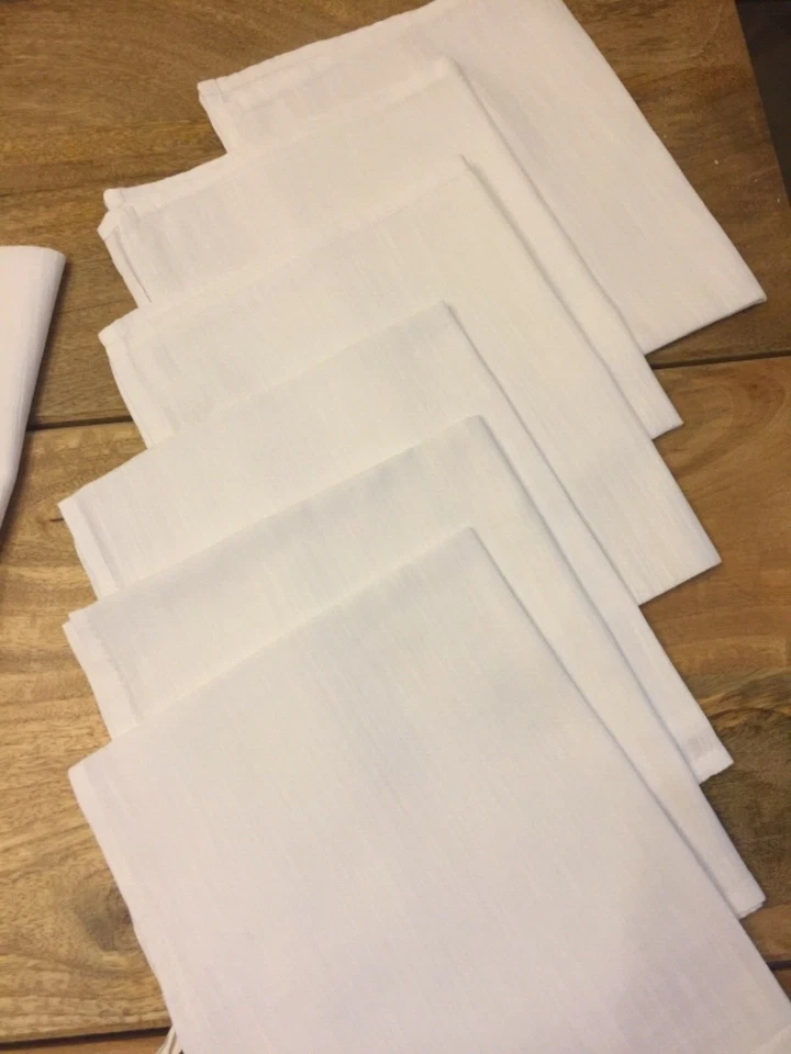 Tovaglioli 6 pezzi rettangolari tessuto con filo a vista cotone voile bianco - Immagine 3 di 4