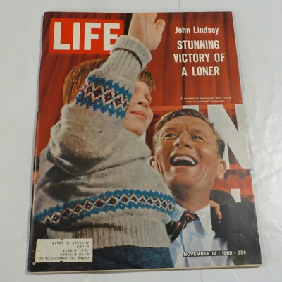 LIFE Magazine November 12 1965~New York's New Mayor~Tiiny Diva's Triumph F2