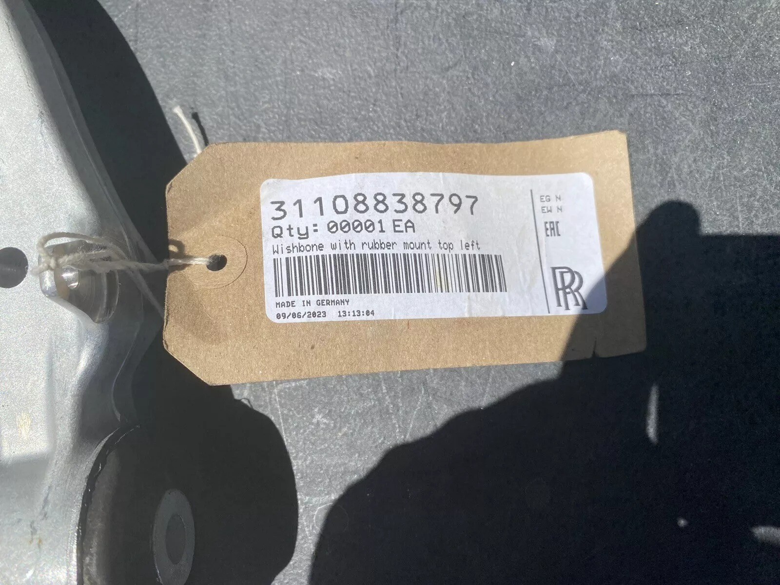 2023 Rolls Royce Cullinan Left upper control arm wishbone OEM