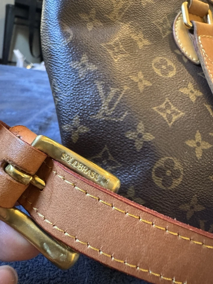 Bolso de Hombro Louis Vuitton Retiro PM Marrón Lona Foto 3 de 4