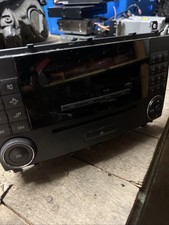 Mercedes W209 W203 Radio CD Player A2038705089 Mercedes W209 W203 Radio CD Player A2038705089