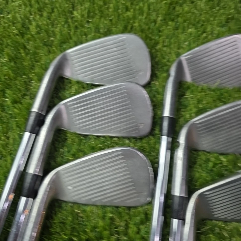 Ping E1 Iron Set 5-PW Black Dot Modus Tour 120 Stiff Flex Shafts - Image 2 of 4