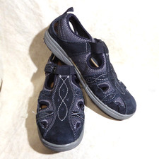    Earth Origins Strappy Mary Janes 8.5 M Black Leather; Stitched Details