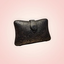 Black and Gold Paisley-Patterned Hard Clutch