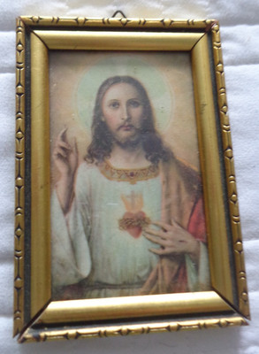 Antique Sacred Heart Of Jesus Gold Tone Metal Frame 4.25'' x 3''