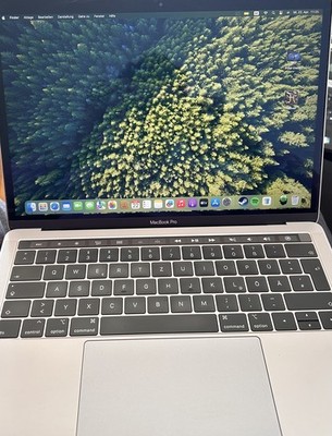 Apple MacBook Pro mit Touch Bar 15,2 (13,3'') SpaceGray - Core i5 8279U 2,4 GHz (
