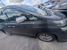 Toyota Vellfire 2.4 Automatic Petrol 7 Seats