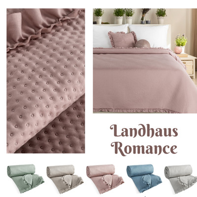 Romantische Tagesdecke mit Rüschen   elegante Bettdecke Landhausstil
