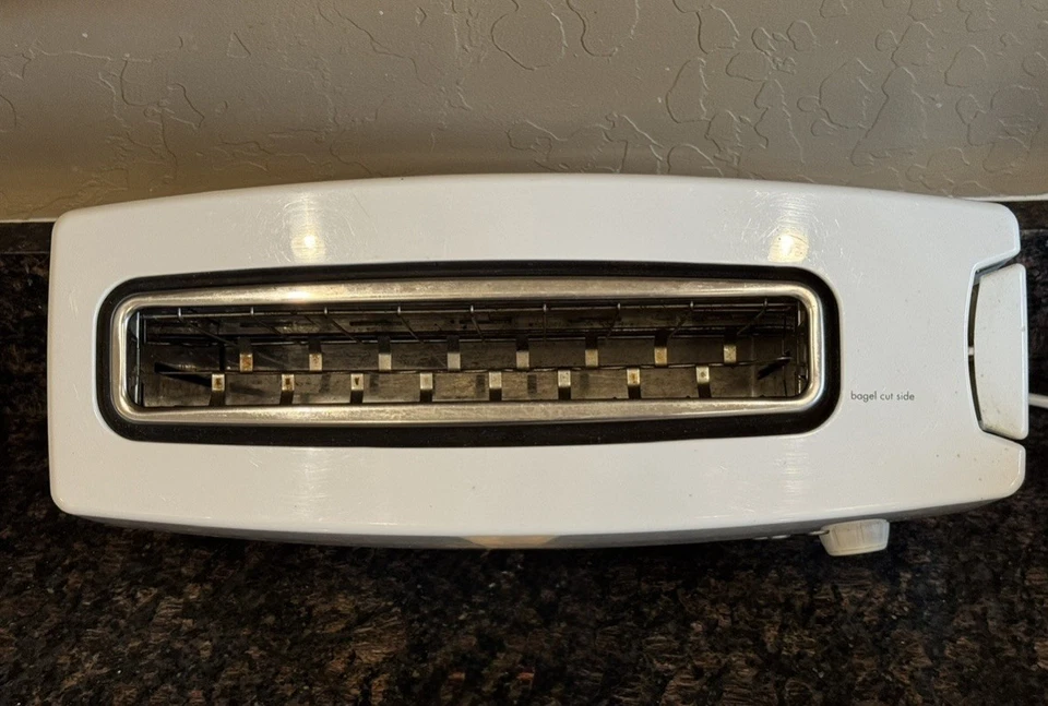 KitchenAid Long 1-Slot Wide Bagel Toaster White Model KTT460WH0 Tested & Works - Image 2 of 4