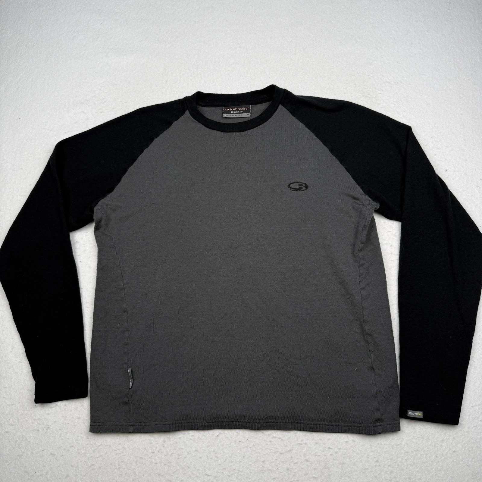 Icebreaker Shirt Mens XL Gray Black Long Sleeve Bodyfit260 Merino Base Layer