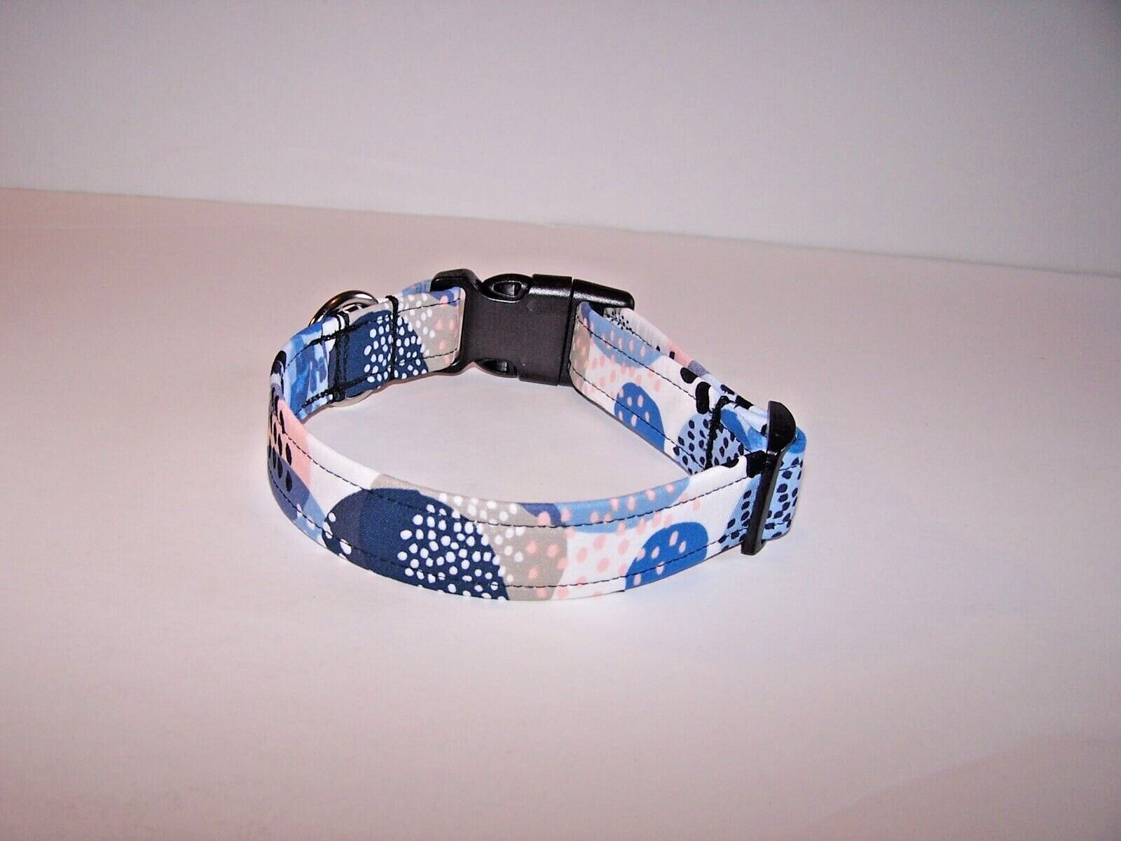 Wet Nose Designs Free Spirit Dog Collar Circles & Dots on White