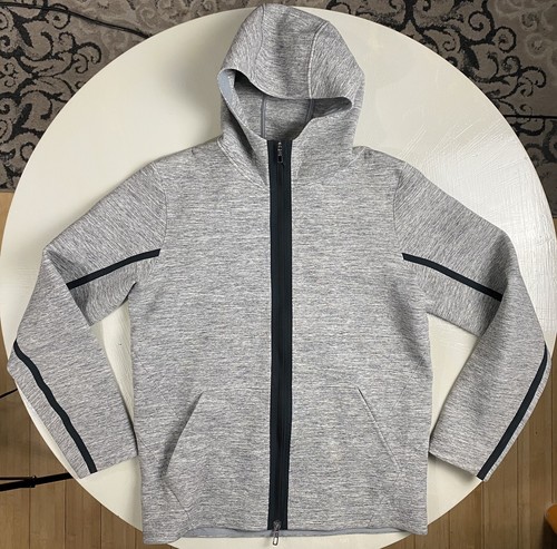 lululemon stratum hoodie