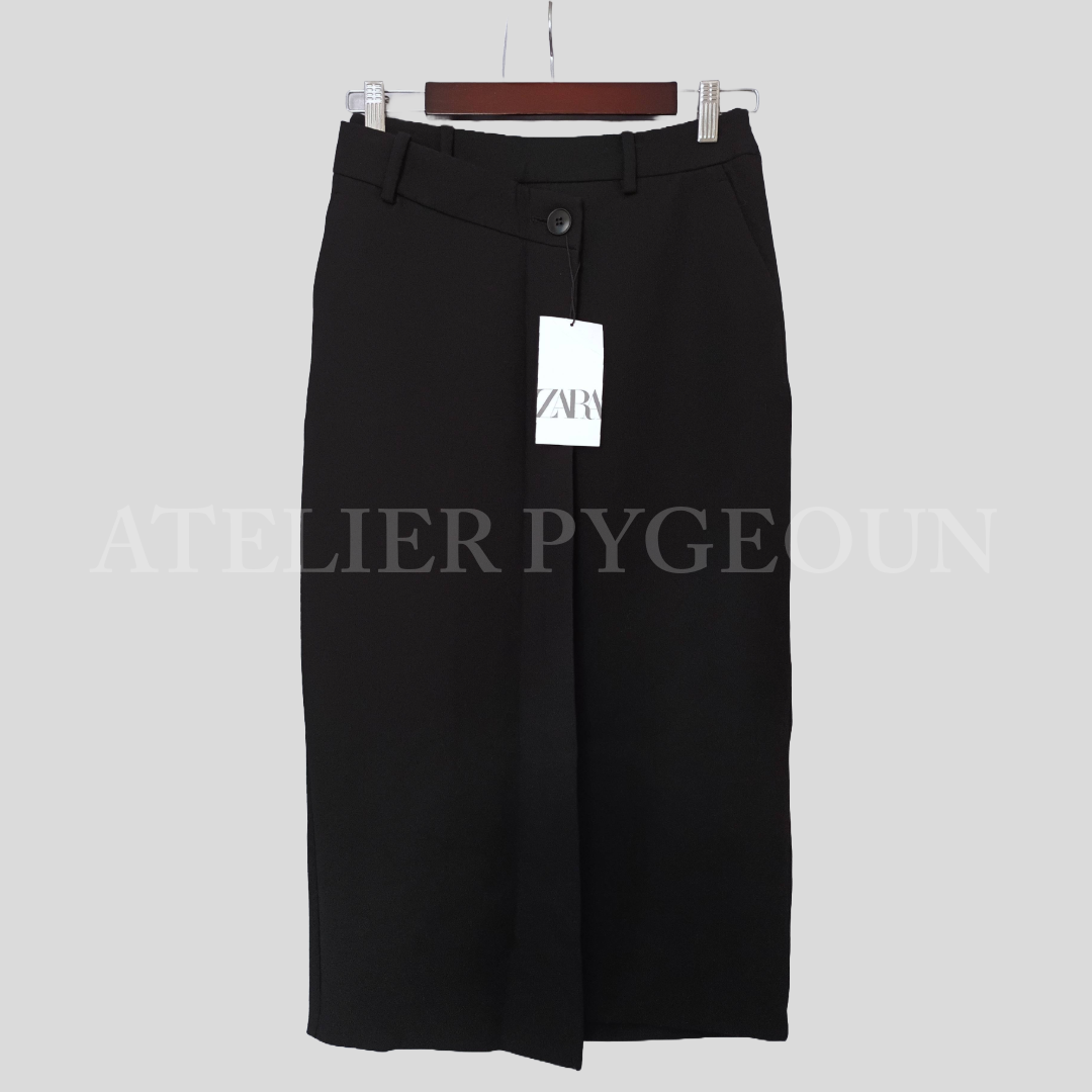 【関税&送料込】Fendi Pinstriped Wool Pencil Skirt FQ7451ANQ4_F084J-5_650x.jpg?v=